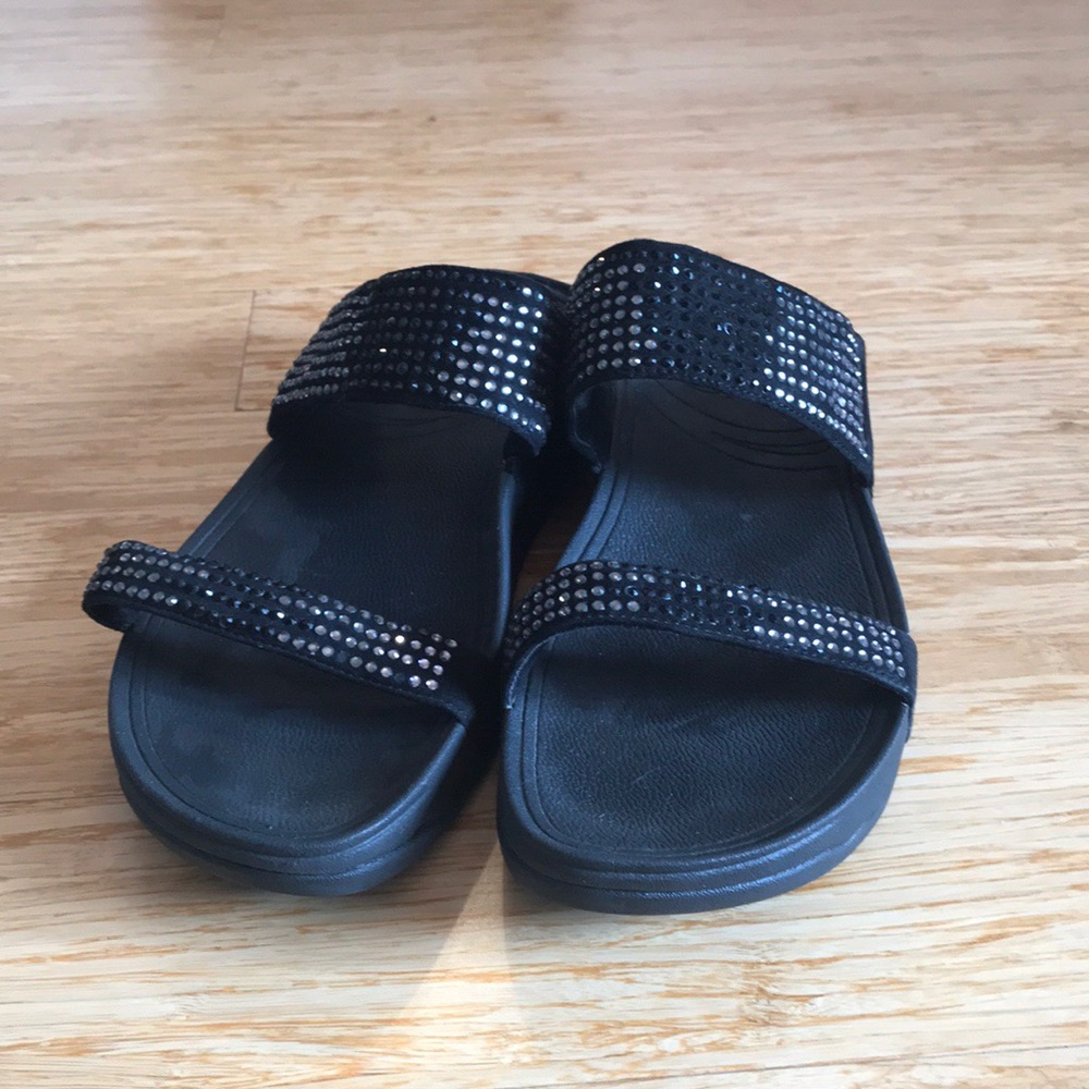Woman’s Black Size 9 Fitflops
